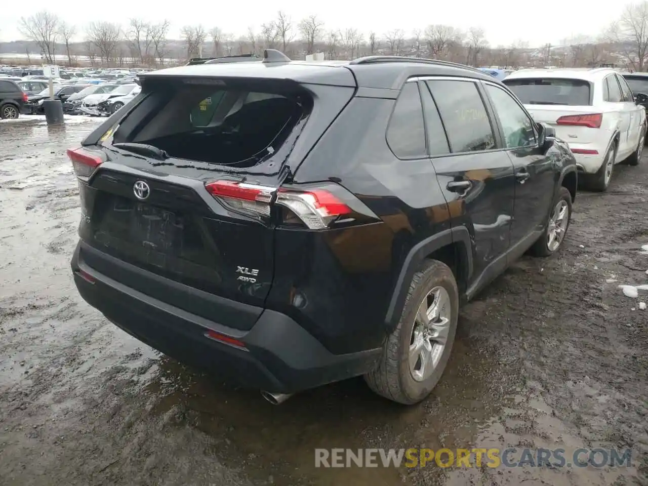 4 Photograph of a damaged car 2T3P1RFV1KW053341 TOYOTA RAV4 2019