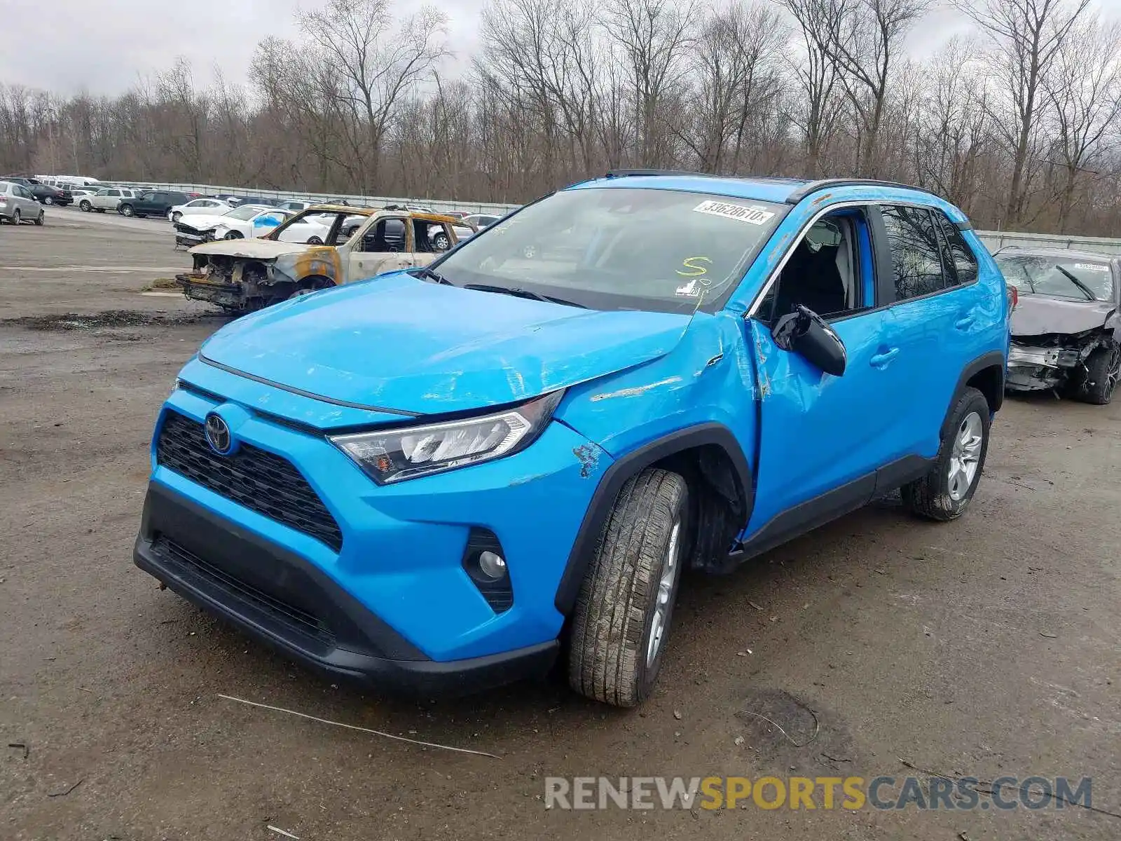 2 Photograph of a damaged car 2T3P1RFV1KW055817 TOYOTA RAV4 2019