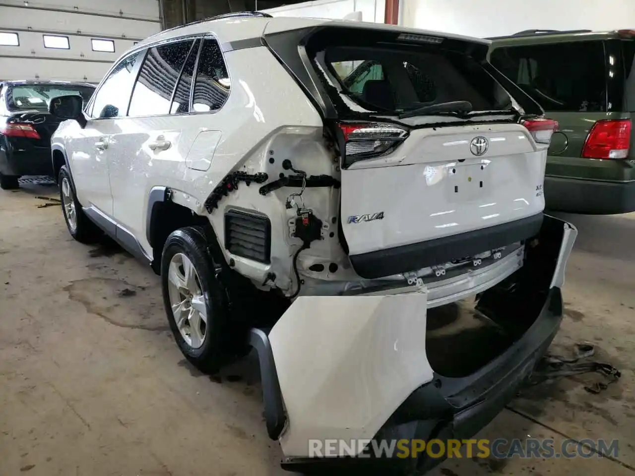 3 Фотография поврежденного автомобиля 2T3P1RFV1KW073587 TOYOTA RAV4 2019