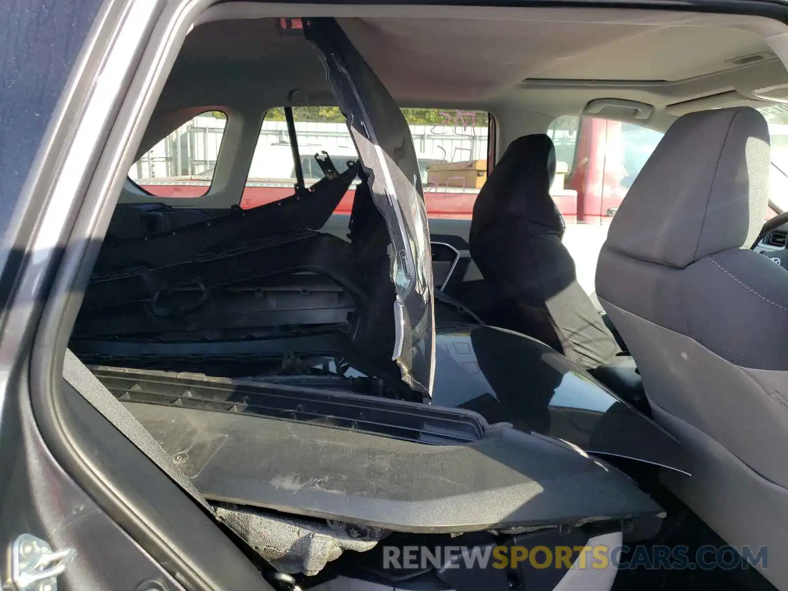 6 Photograph of a damaged car 2T3P1RFV1KW074254 TOYOTA RAV4 2019