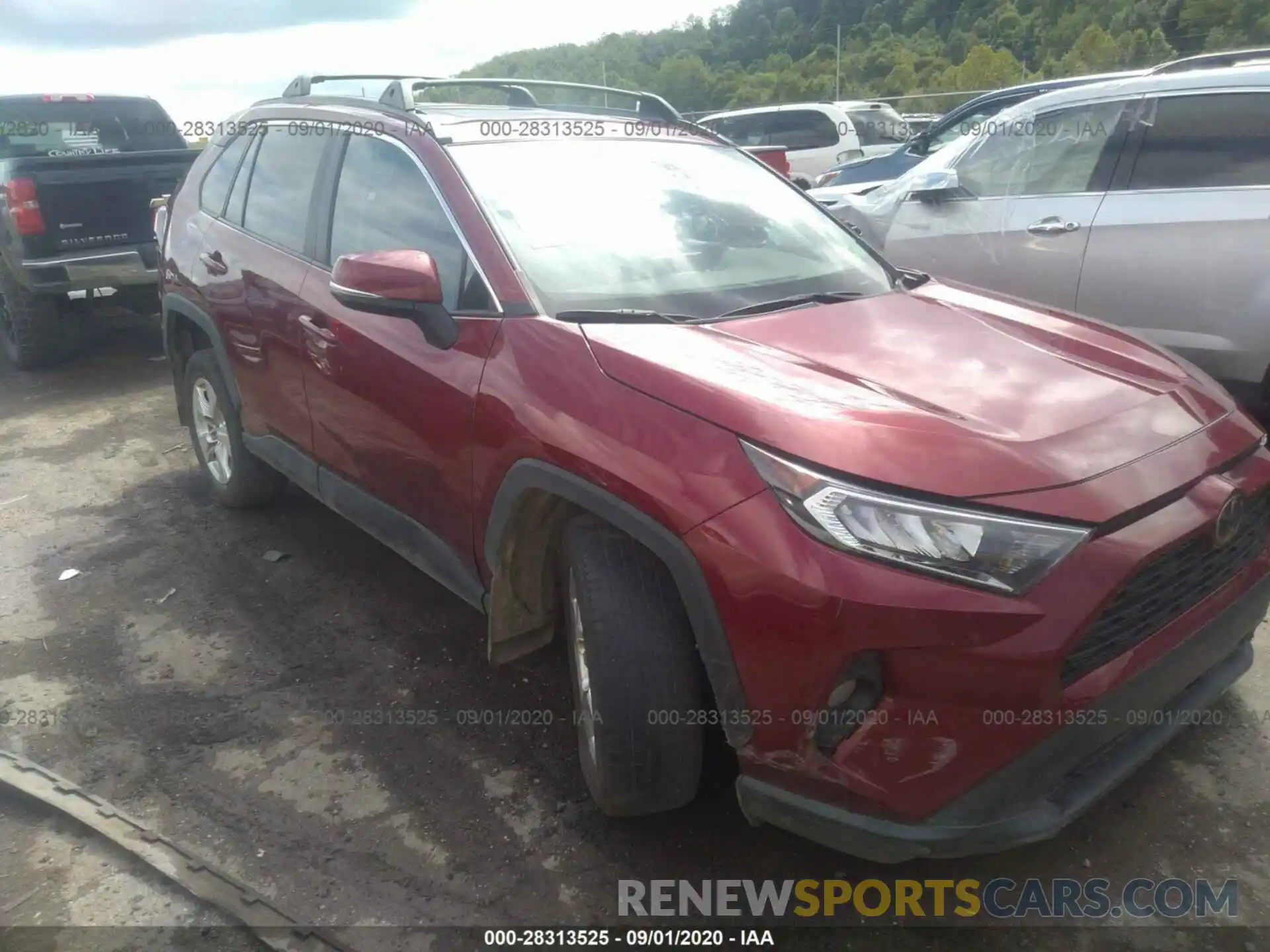 1 Photograph of a damaged car 2T3P1RFV1KW076733 TOYOTA RAV4 2019