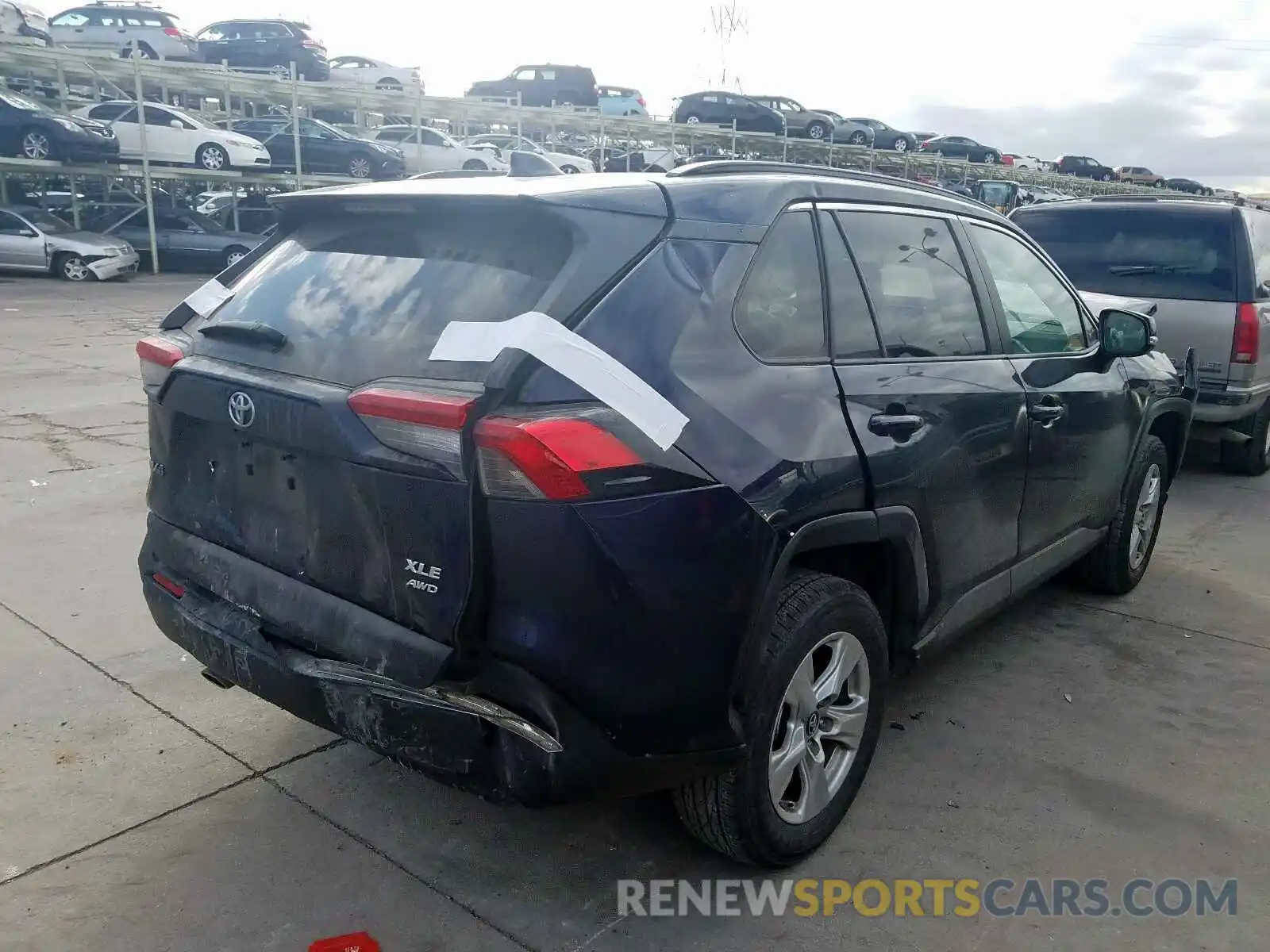 4 Photograph of a damaged car 2T3P1RFV2KC008300 TOYOTA RAV4 2019