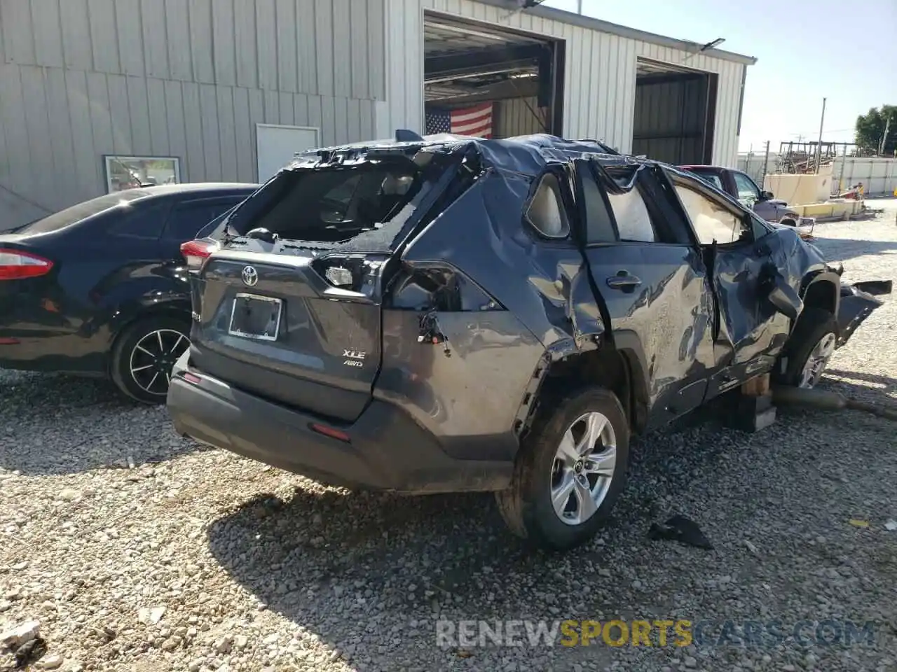 4 Photograph of a damaged car 2T3P1RFV2KC008412 TOYOTA RAV4 2019