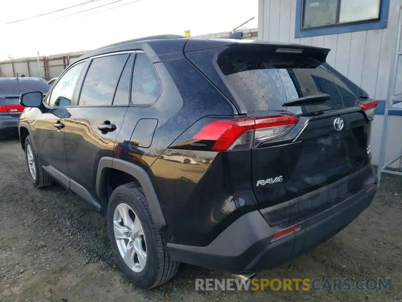 3 Фотография поврежденного автомобиля 2T3P1RFV2KC012430 TOYOTA RAV4 2019