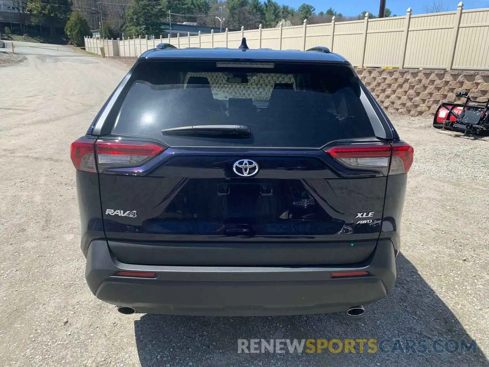 5 Photograph of a damaged car 2T3P1RFV2KC014565 TOYOTA RAV4 2019