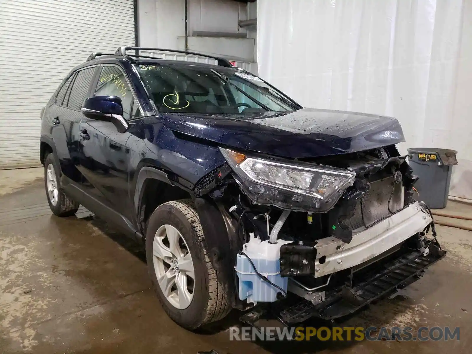 1 Photograph of a damaged car 2T3P1RFV2KC016557 TOYOTA RAV4 2019