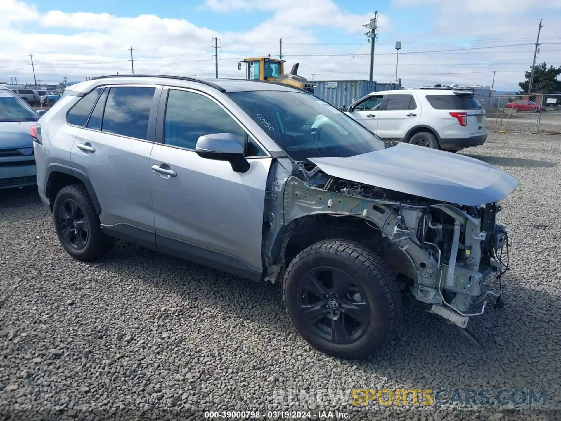 1 Photograph of a damaged car 2T3P1RFV2KC019720 TOYOTA RAV4 2019