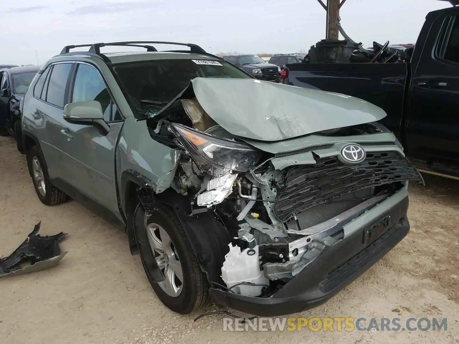 1 Photograph of a damaged car 2T3P1RFV2KC020298 TOYOTA RAV4 2019