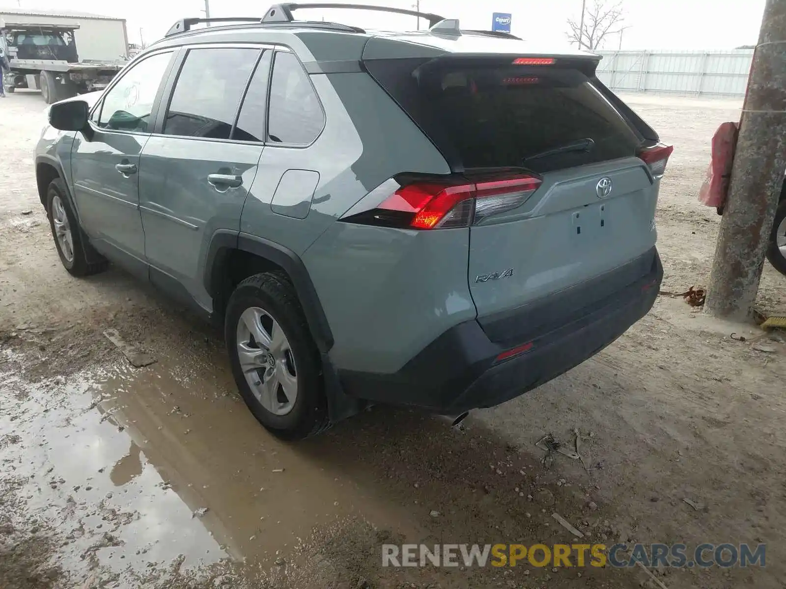 3 Photograph of a damaged car 2T3P1RFV2KC020298 TOYOTA RAV4 2019