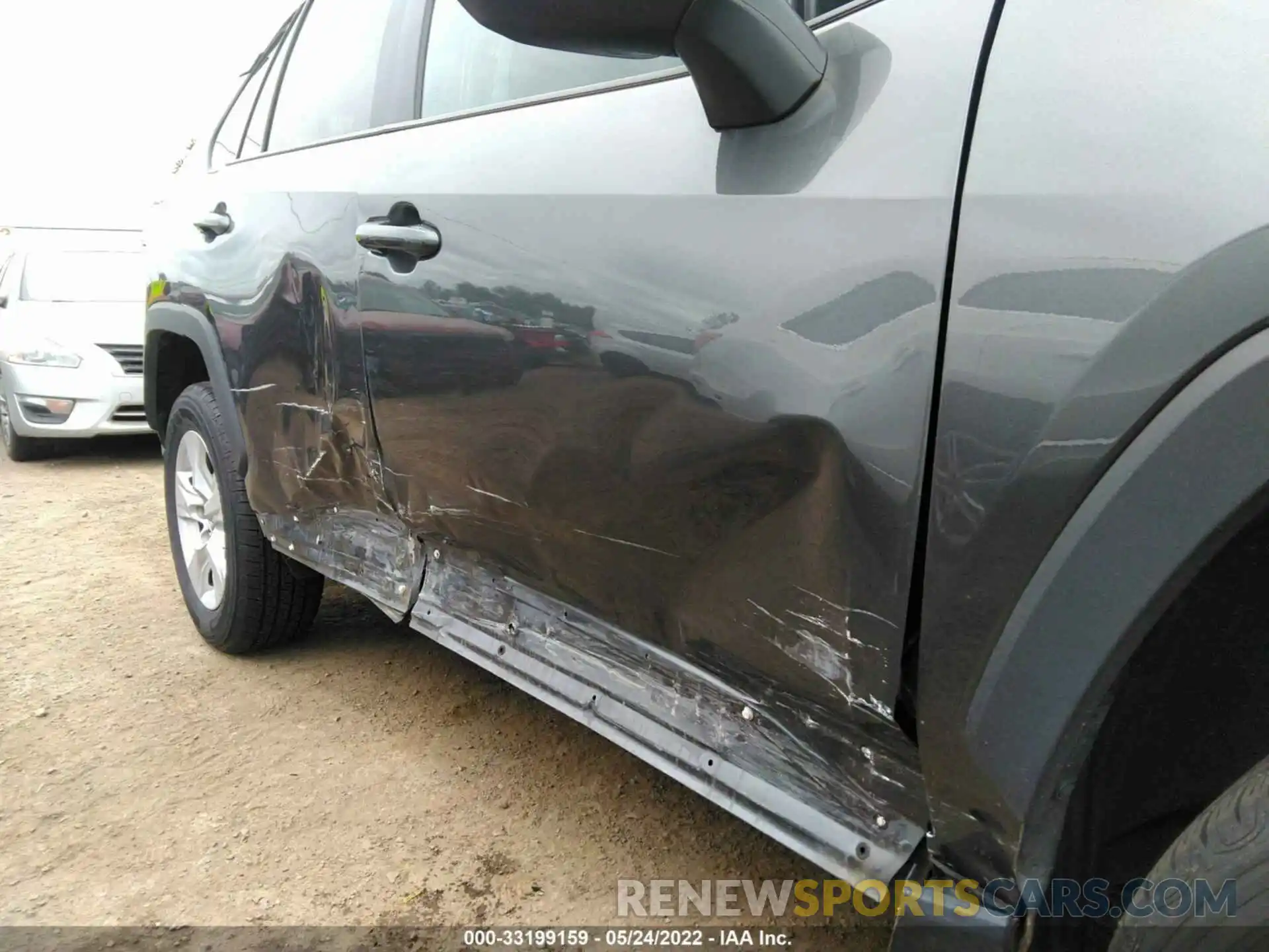 6 Photograph of a damaged car 2T3P1RFV2KC023752 TOYOTA RAV4 2019