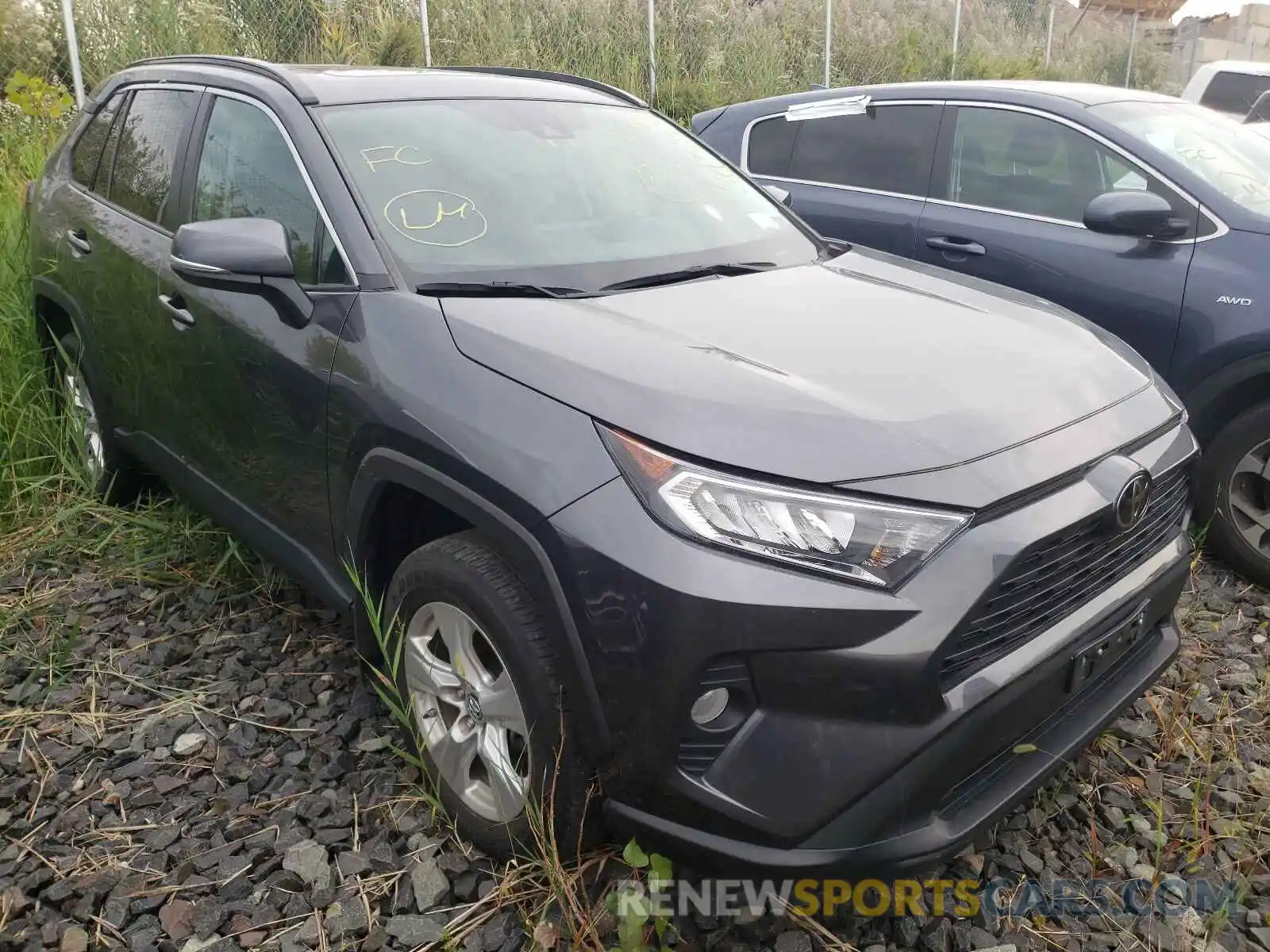 1 Фотография поврежденного автомобиля 2T3P1RFV2KC033018 TOYOTA RAV4 2019