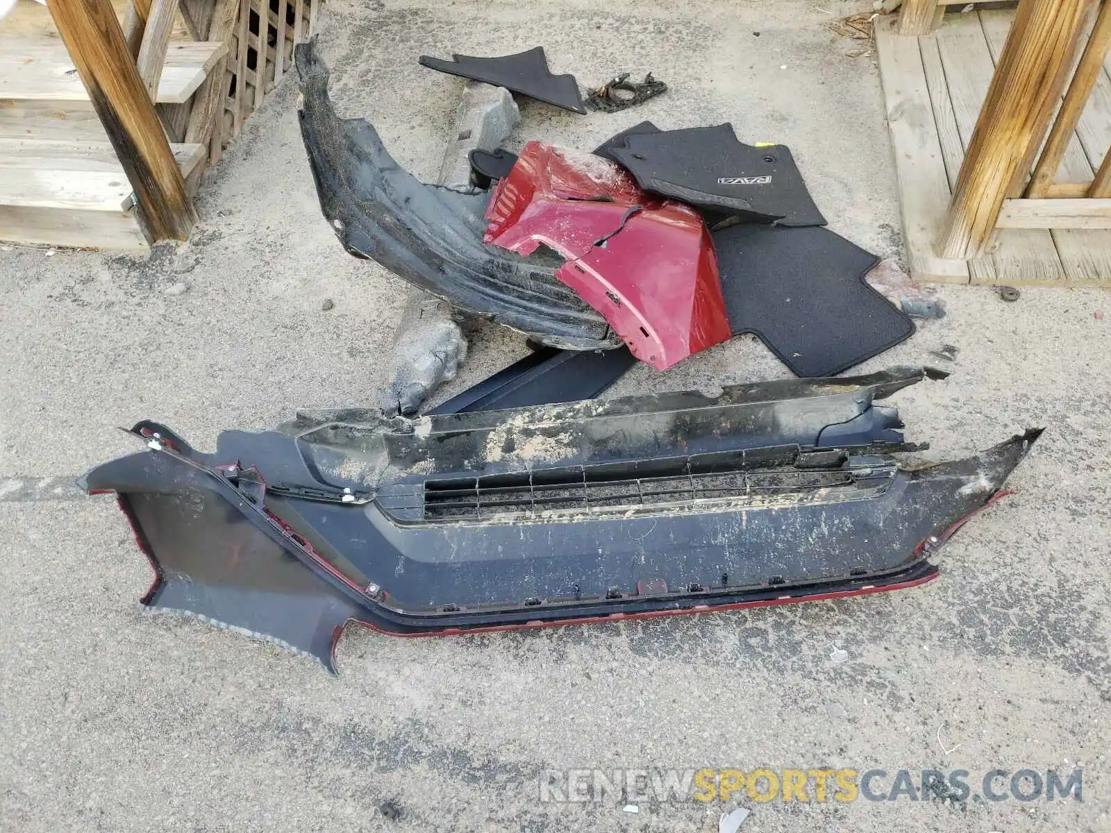 9 Photograph of a damaged car 2T3P1RFV2KC045220 TOYOTA RAV4 2019