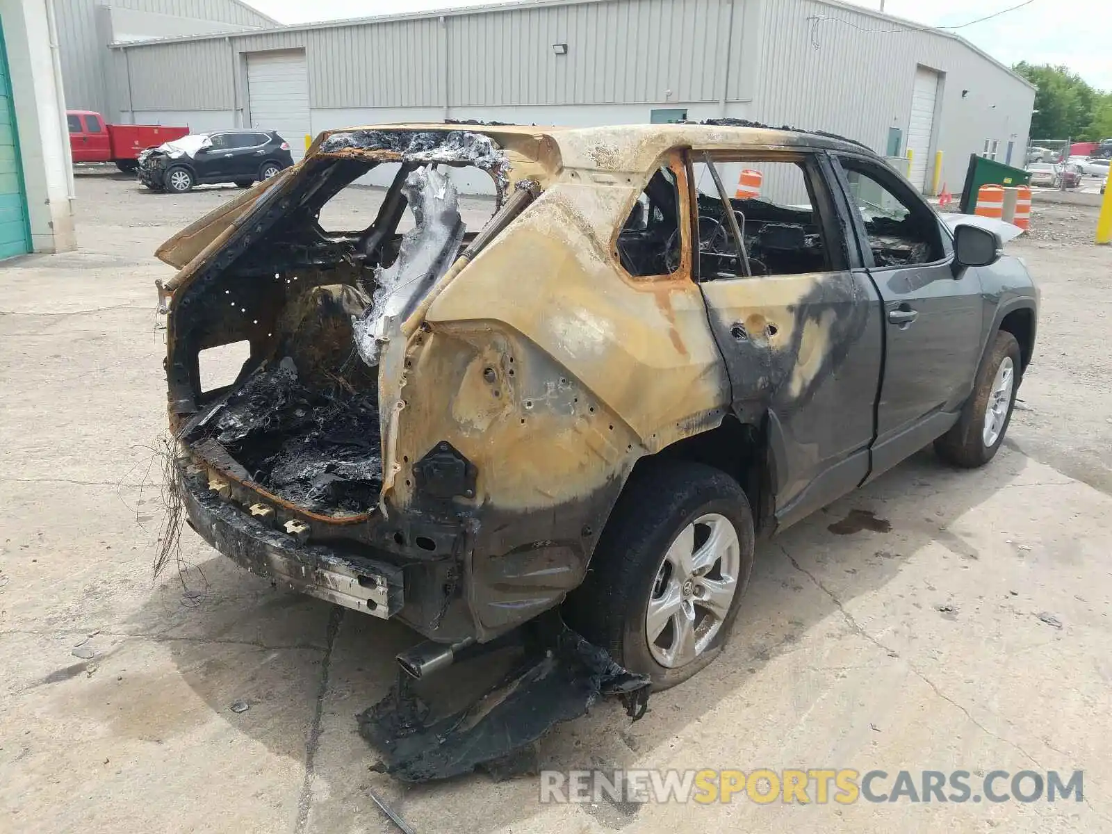 4 Photograph of a damaged car 2T3P1RFV2KC060235 TOYOTA RAV4 2019