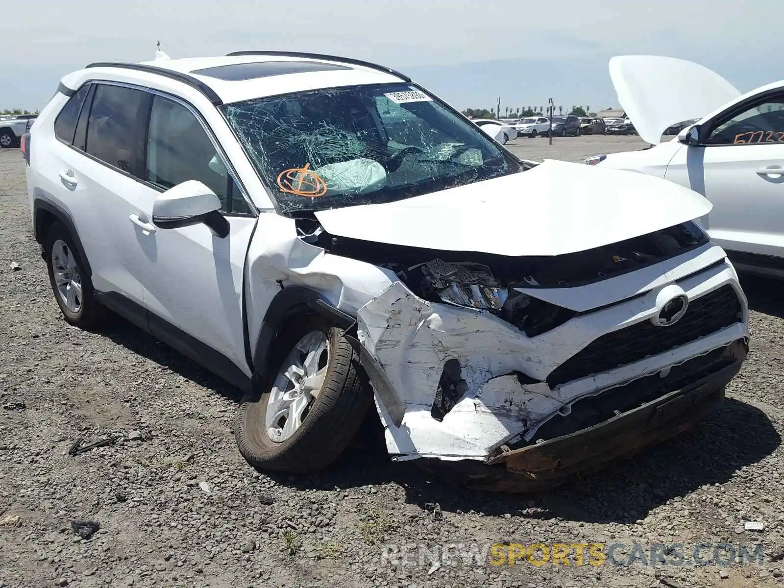 1 Photograph of a damaged car 2T3P1RFV2KW026729 TOYOTA RAV4 2019