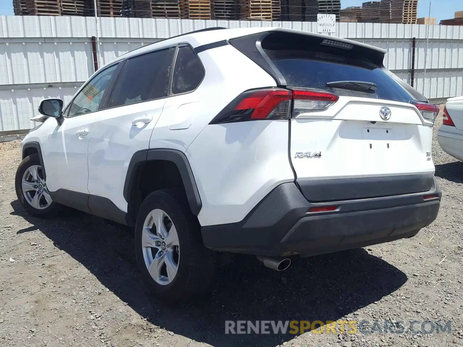 3 Фотография поврежденного автомобиля 2T3P1RFV2KW026729 TOYOTA RAV4 2019