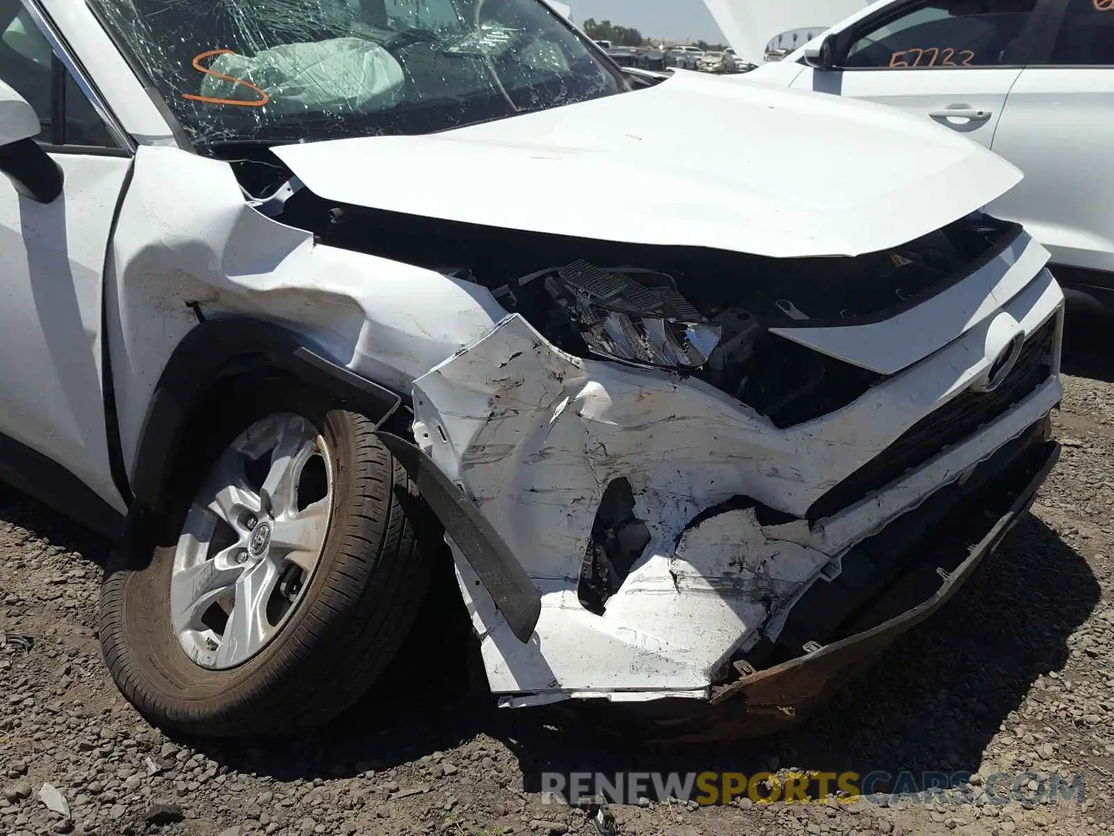 9 Photograph of a damaged car 2T3P1RFV2KW026729 TOYOTA RAV4 2019