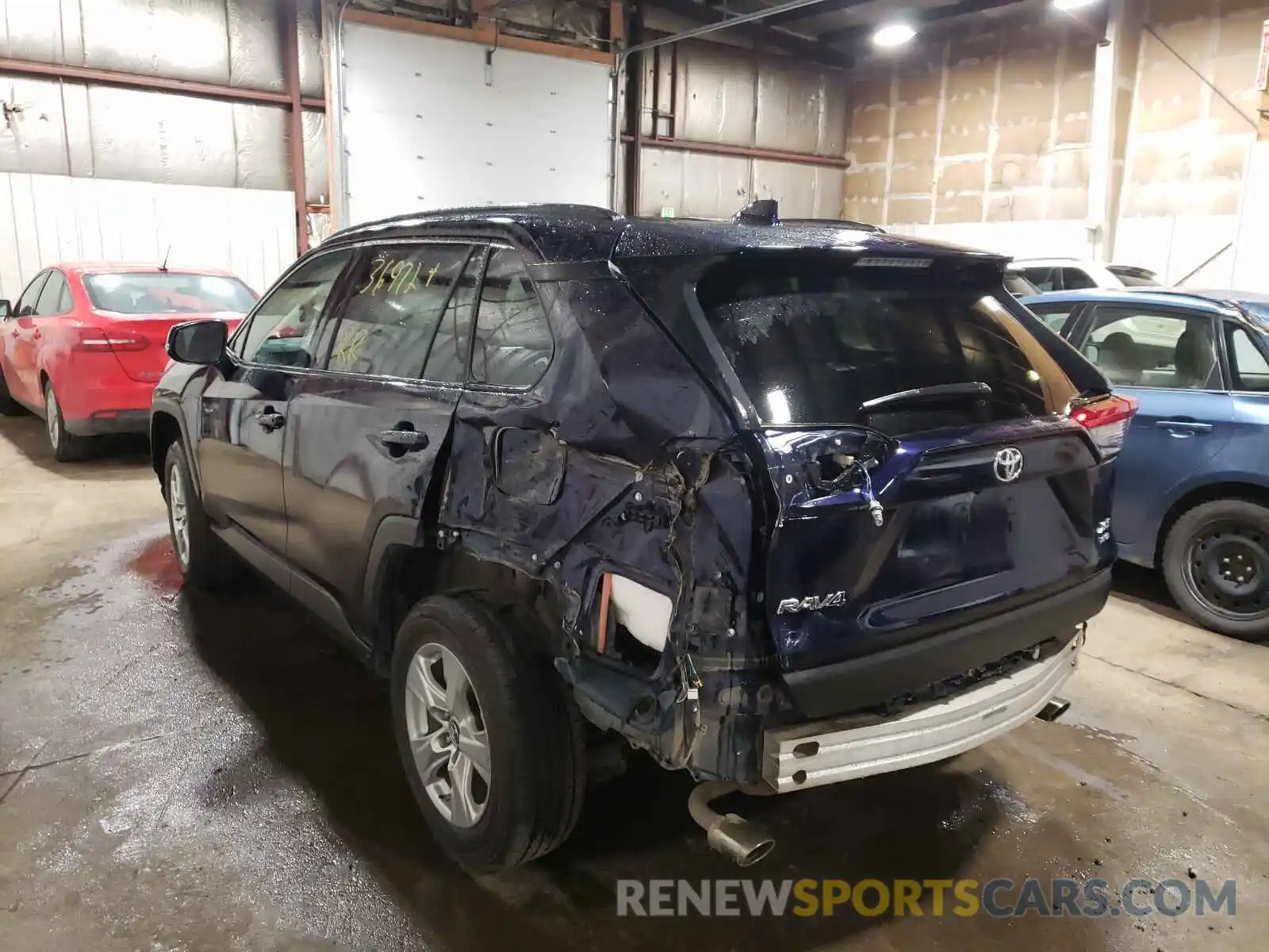 3 Photograph of a damaged car 2T3P1RFV2KW035236 TOYOTA RAV4 2019