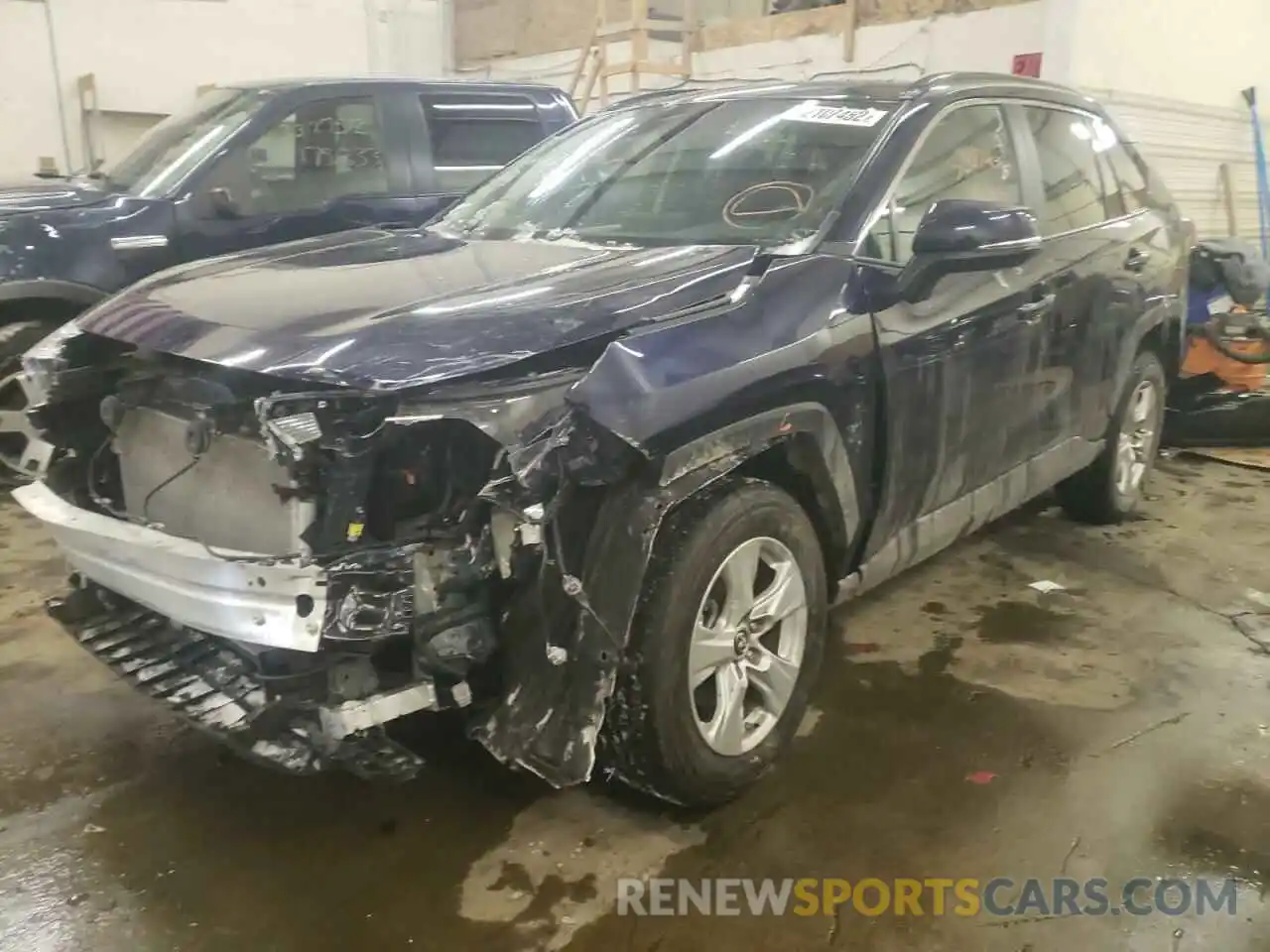 2 Photograph of a damaged car 2T3P1RFV2KW036676 TOYOTA RAV4 2019