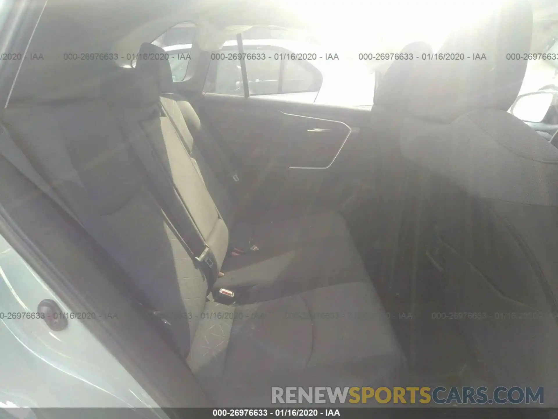 8 Photograph of a damaged car 2T3P1RFV2KW046091 TOYOTA RAV4 2019