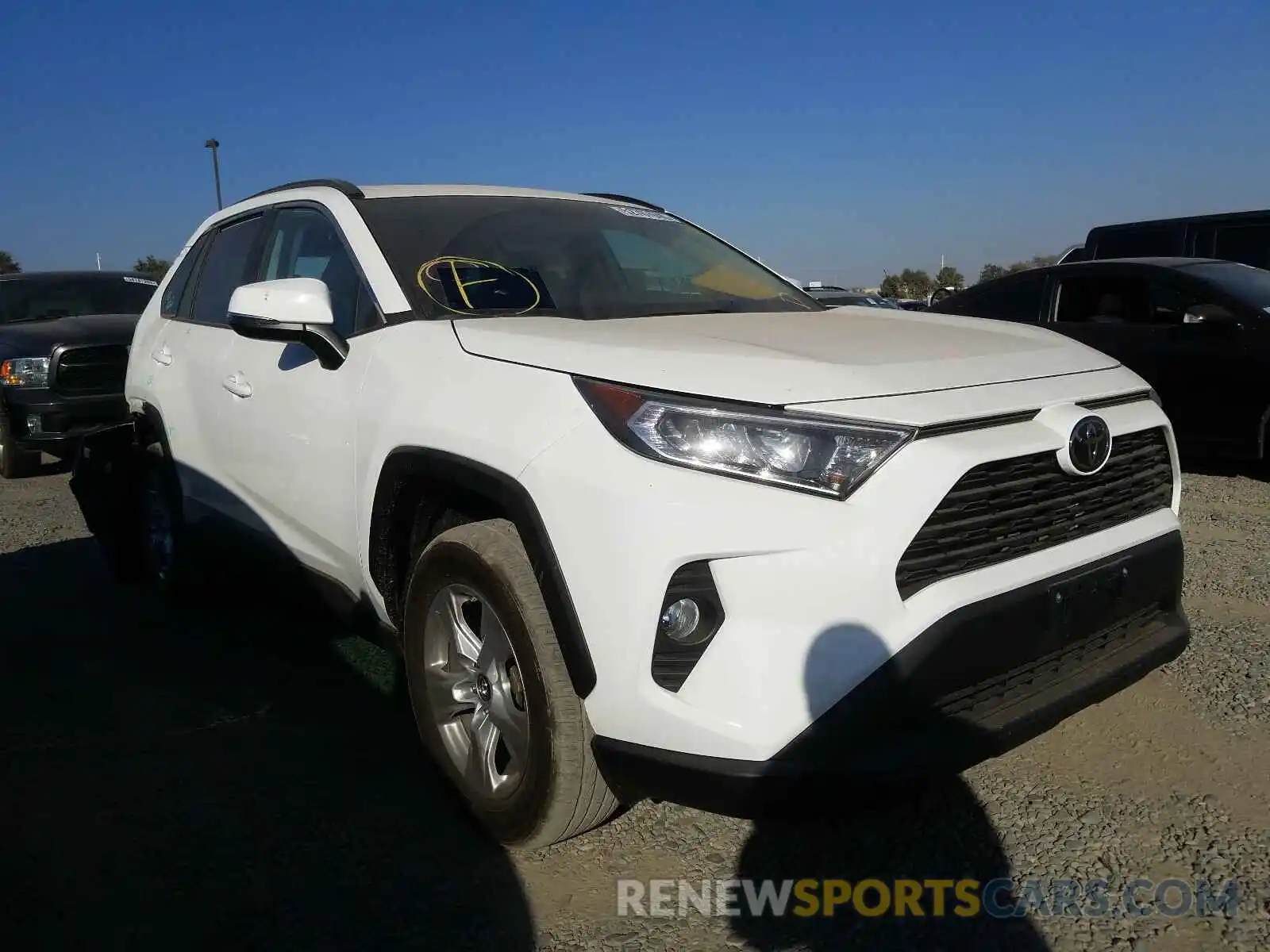 1 Photograph of a damaged car 2T3P1RFV2KW049895 TOYOTA RAV4 2019