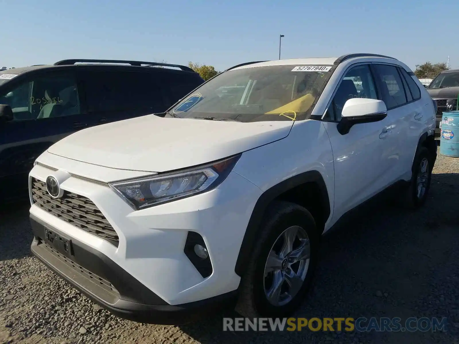 2 Photograph of a damaged car 2T3P1RFV2KW049895 TOYOTA RAV4 2019