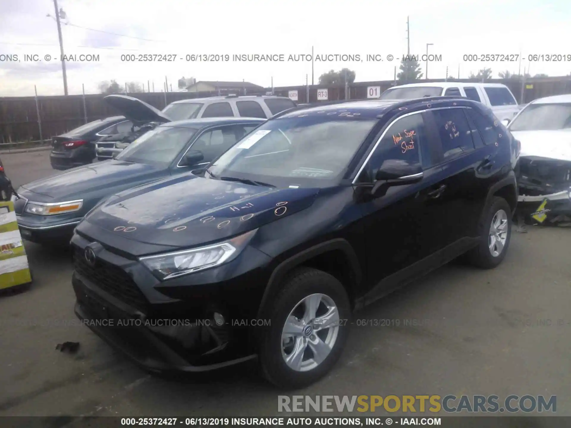 2 Photograph of a damaged car 2T3P1RFV2KW052523 TOYOTA RAV4 2019