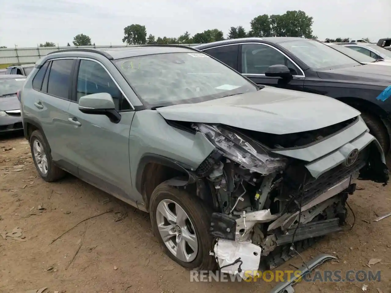 1 Photograph of a damaged car 2T3P1RFV2KW056118 TOYOTA RAV4 2019