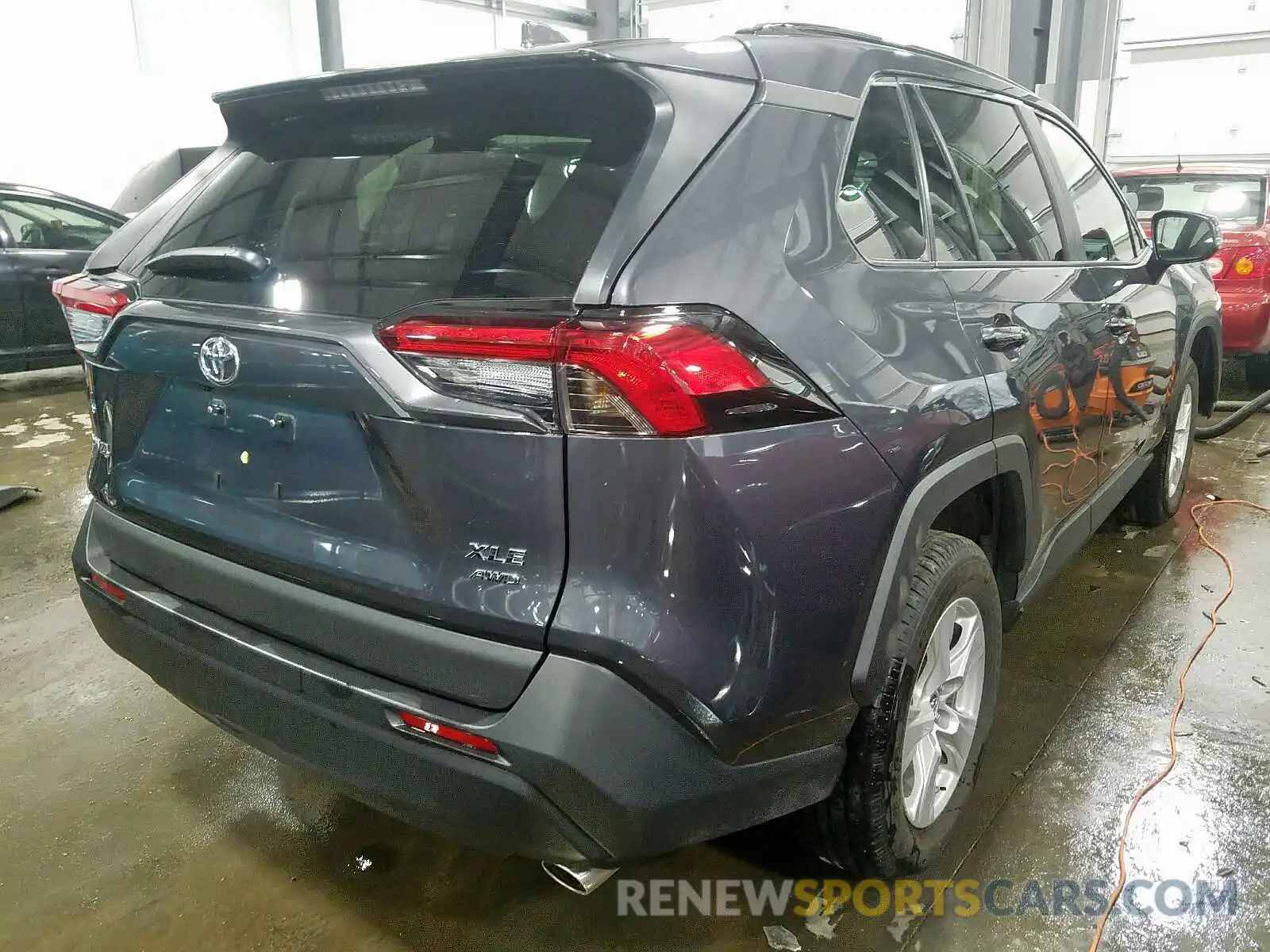 4 Photograph of a damaged car 2T3P1RFV2KW074716 TOYOTA RAV4 2019