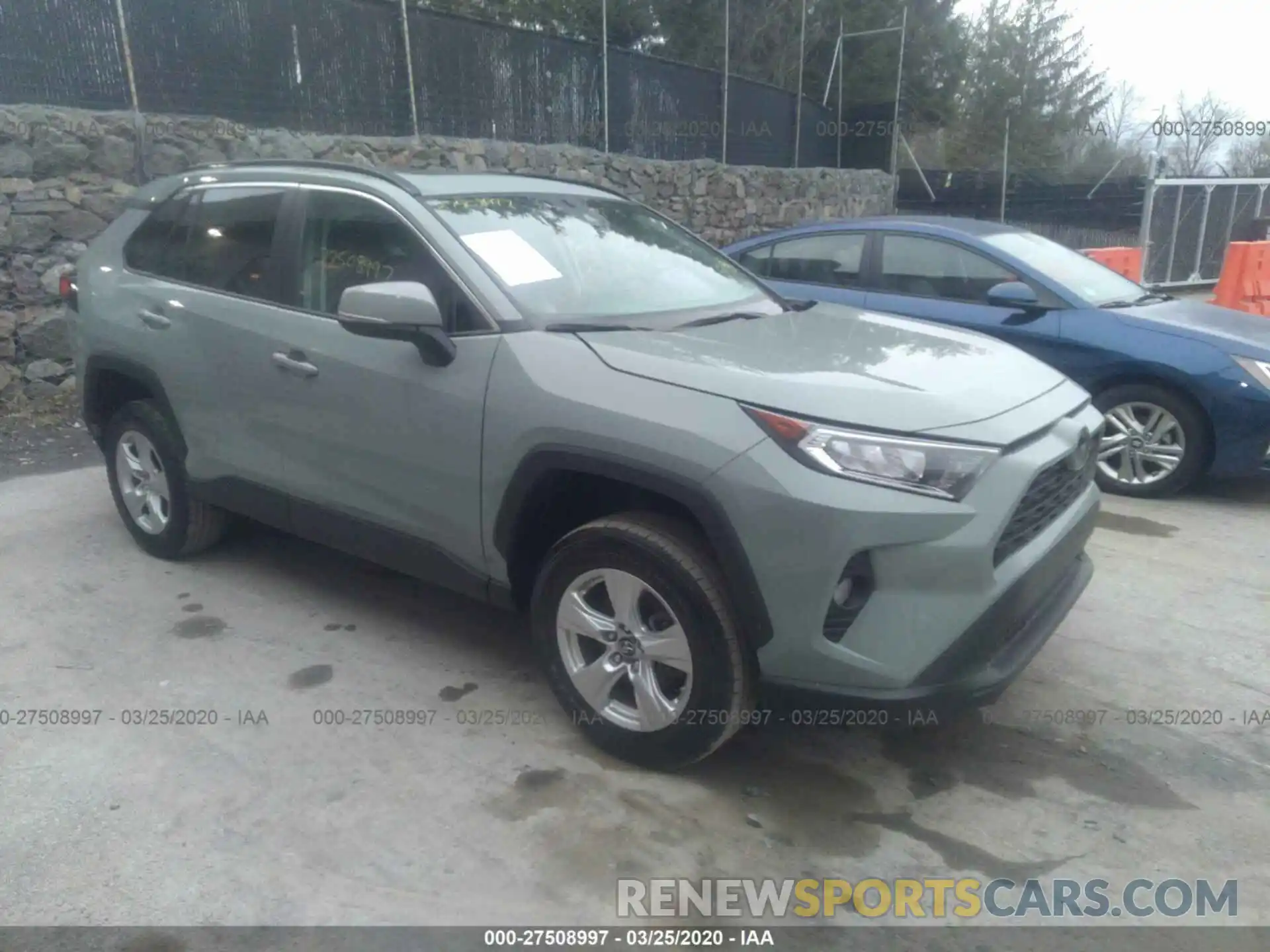 1 Фотография поврежденного автомобиля 2T3P1RFV3KC002635 TOYOTA RAV4 2019