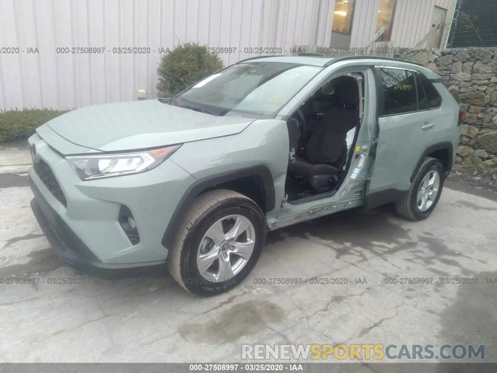 2 Фотография поврежденного автомобиля 2T3P1RFV3KC002635 TOYOTA RAV4 2019