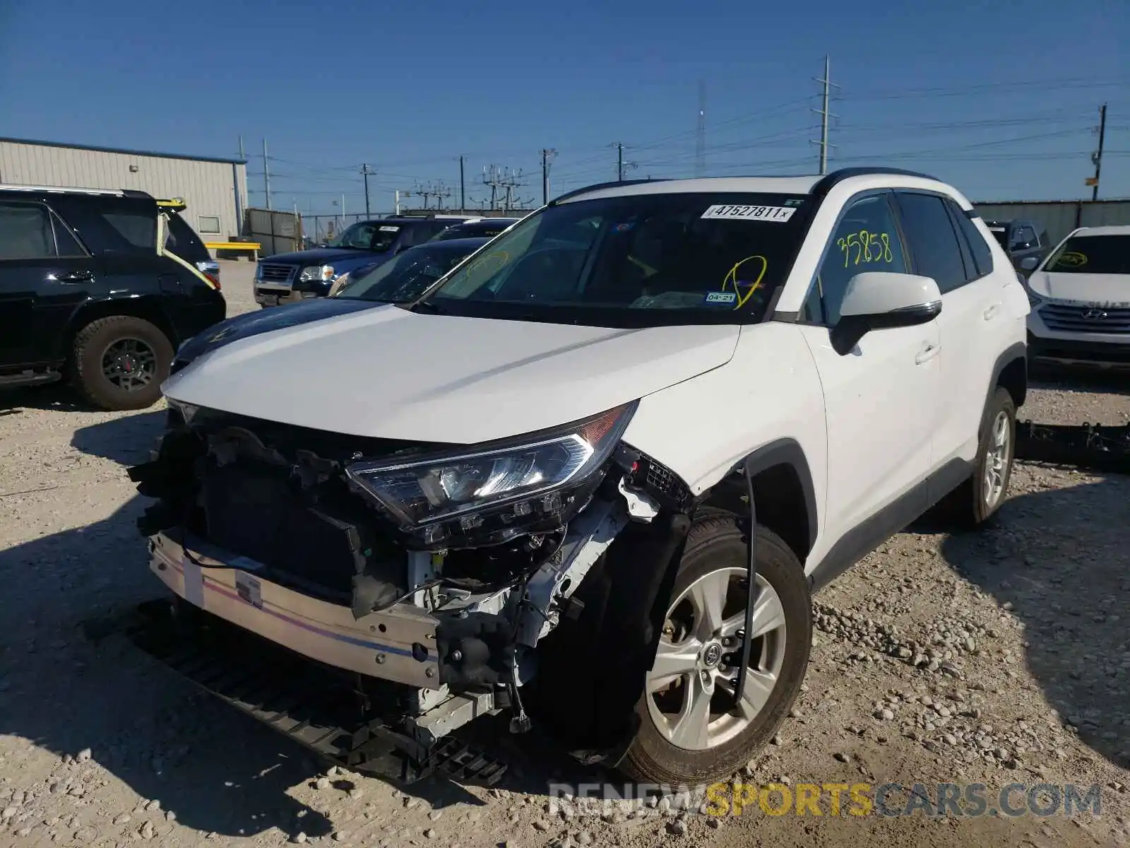 2 Photograph of a damaged car 2T3P1RFV3KC004269 TOYOTA RAV4 2019