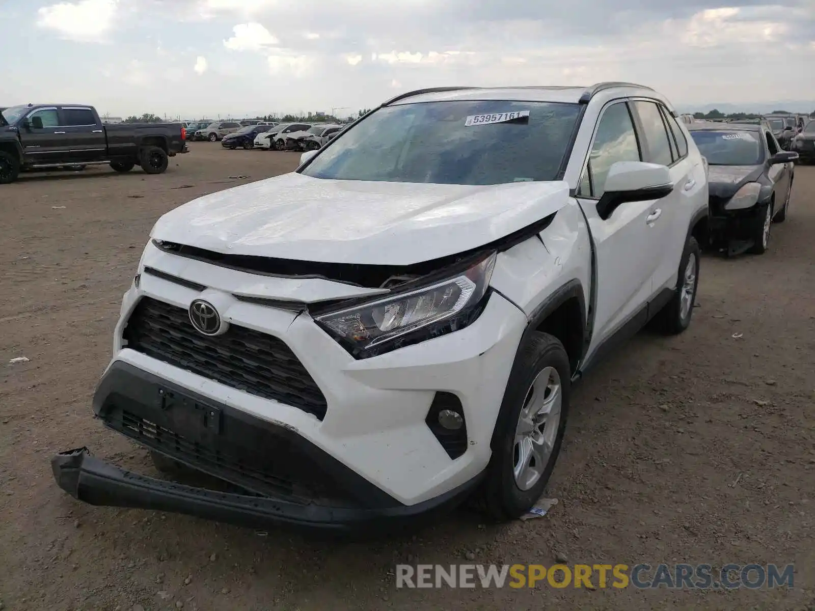 2 Фотография поврежденного автомобиля 2T3P1RFV3KC009228 TOYOTA RAV4 2019