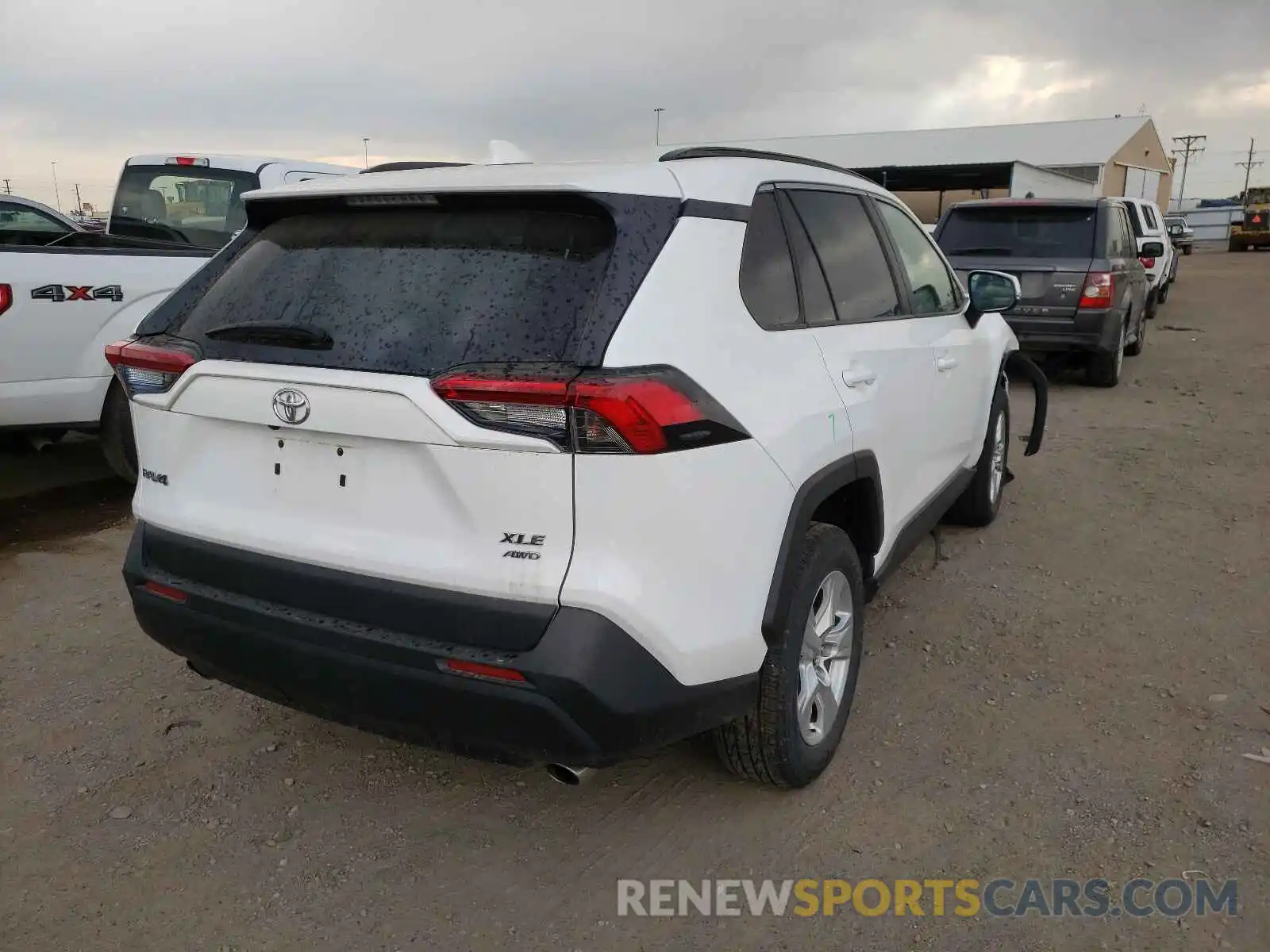 4 Photograph of a damaged car 2T3P1RFV3KC009228 TOYOTA RAV4 2019