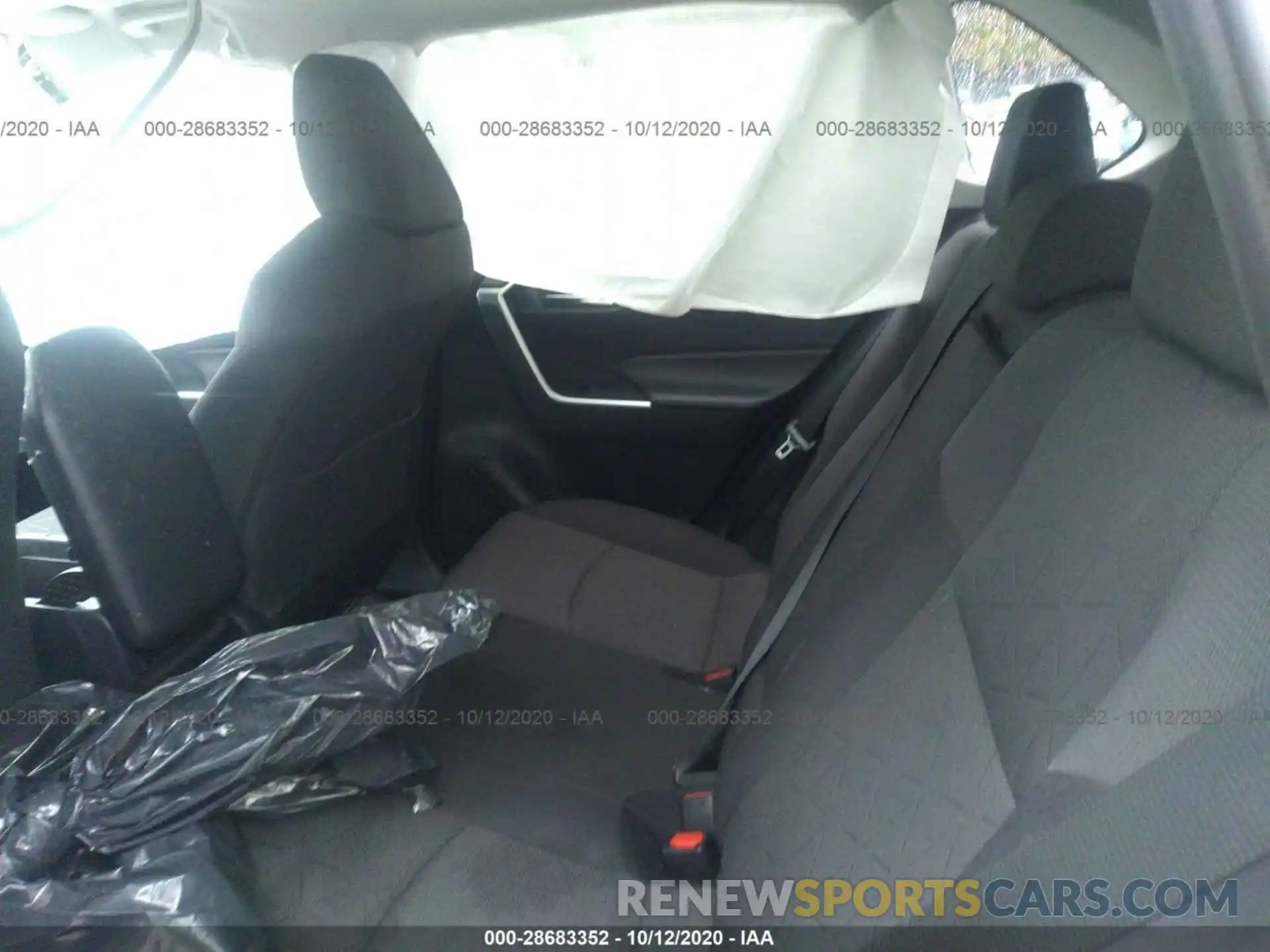 8 Photograph of a damaged car 2T3P1RFV3KC019273 TOYOTA RAV4 2019