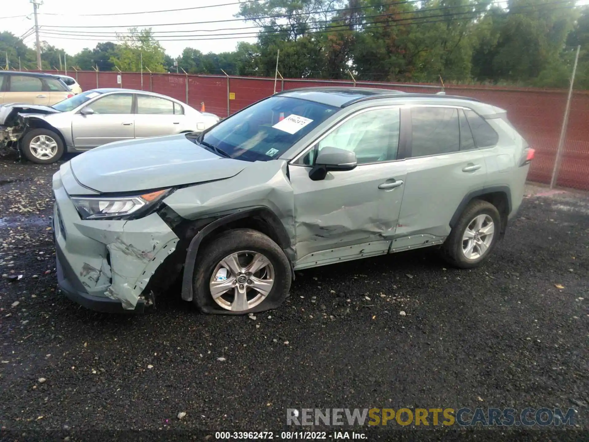 2 Фотография поврежденного автомобиля 2T3P1RFV3KC026644 TOYOTA RAV4 2019