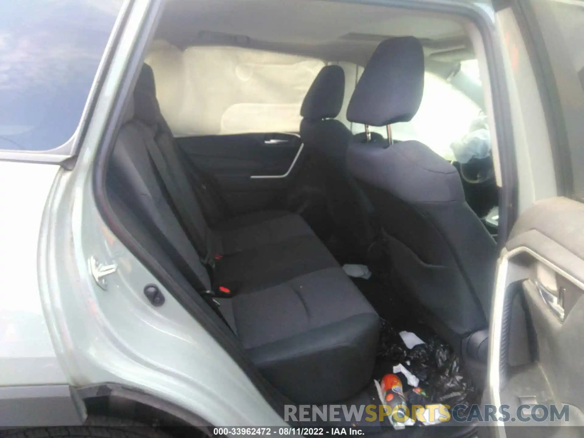 8 Фотография поврежденного автомобиля 2T3P1RFV3KC026644 TOYOTA RAV4 2019