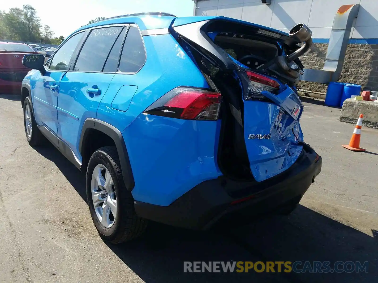 3 Photograph of a damaged car 2T3P1RFV3KC027096 TOYOTA RAV4 2019