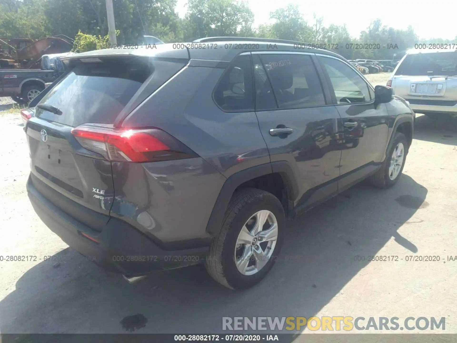 4 Photograph of a damaged car 2T3P1RFV3KC035554 TOYOTA RAV4 2019