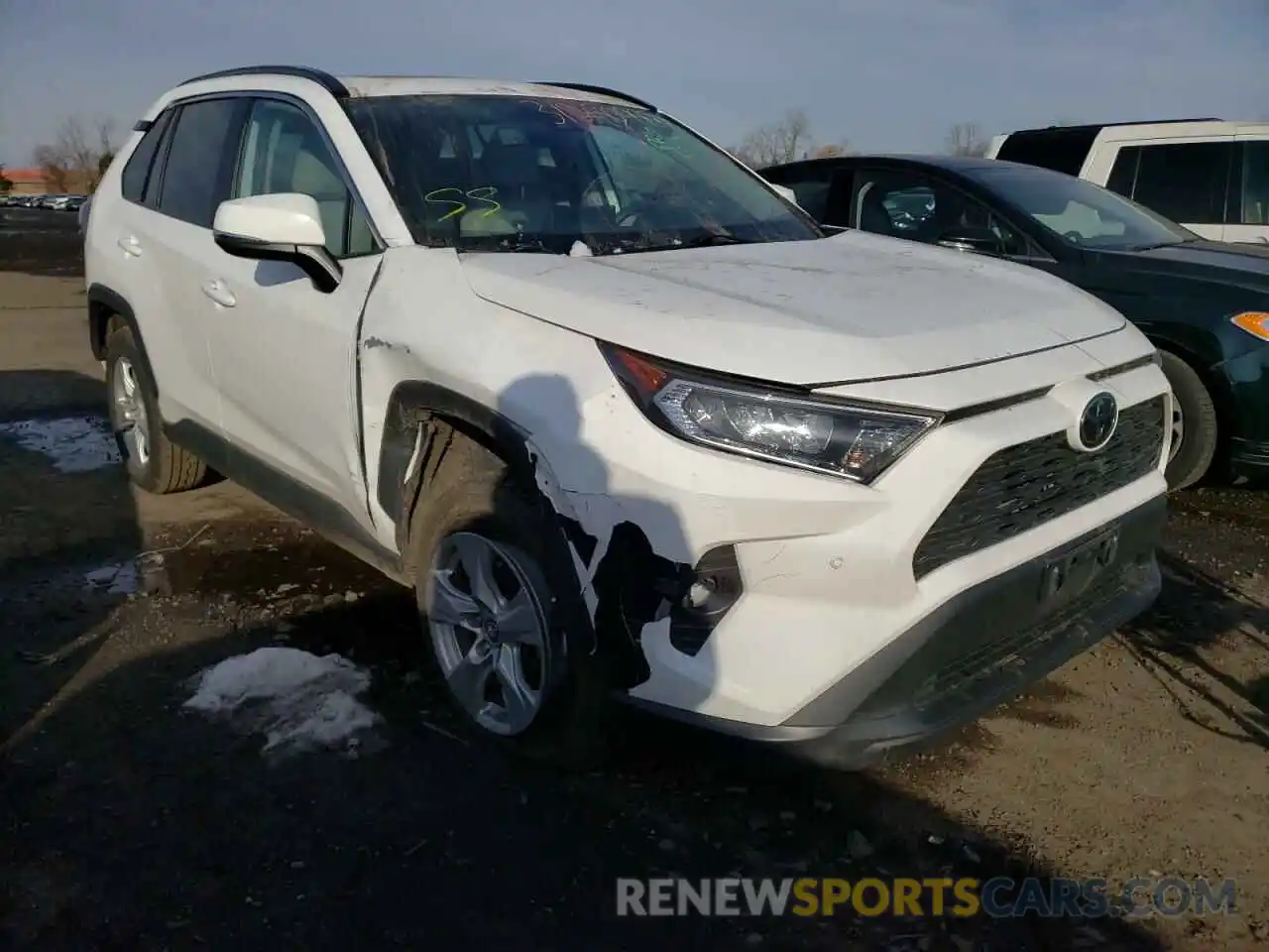 1 Photograph of a damaged car 2T3P1RFV3KW003590 TOYOTA RAV4 2019