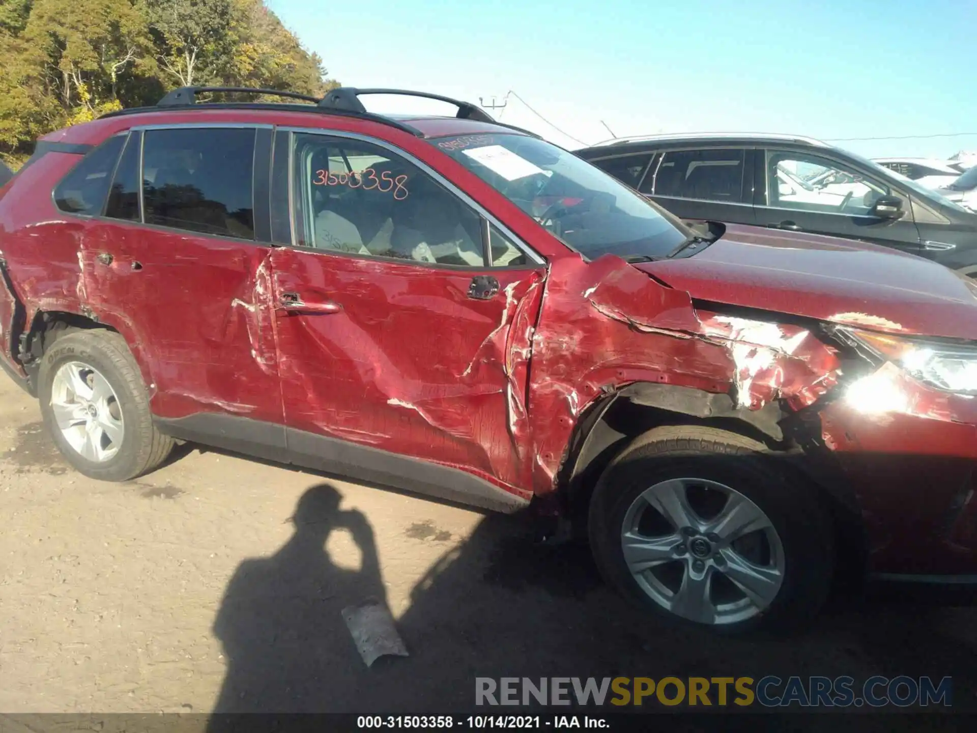 6 Photograph of a damaged car 2T3P1RFV3KW006392 TOYOTA RAV4 2019