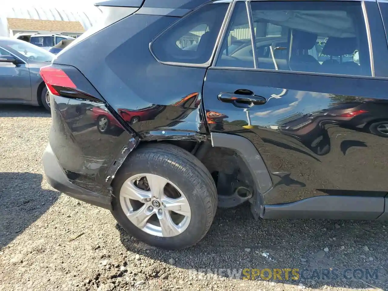 9 Photograph of a damaged car 2T3P1RFV3KW013407 TOYOTA RAV4 2019