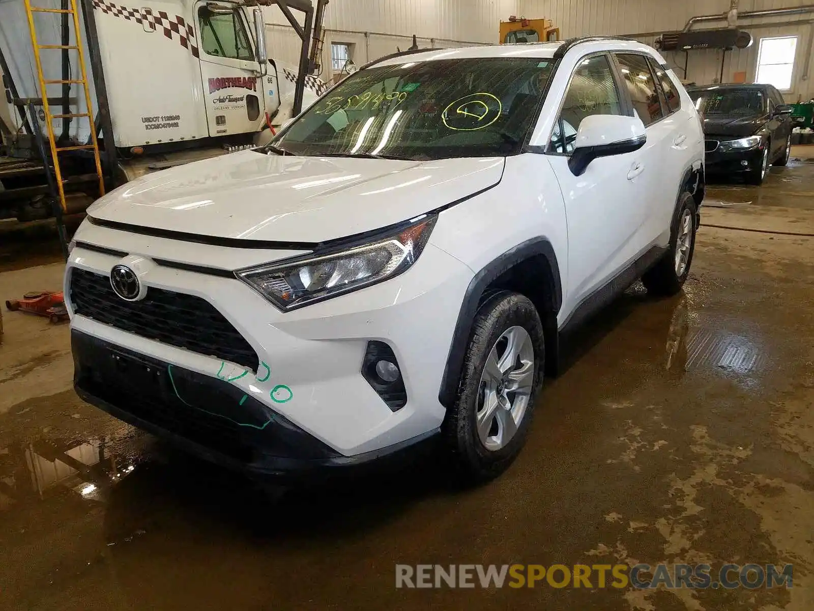 2 Фотография поврежденного автомобиля 2T3P1RFV3KW017005 TOYOTA RAV4 2019