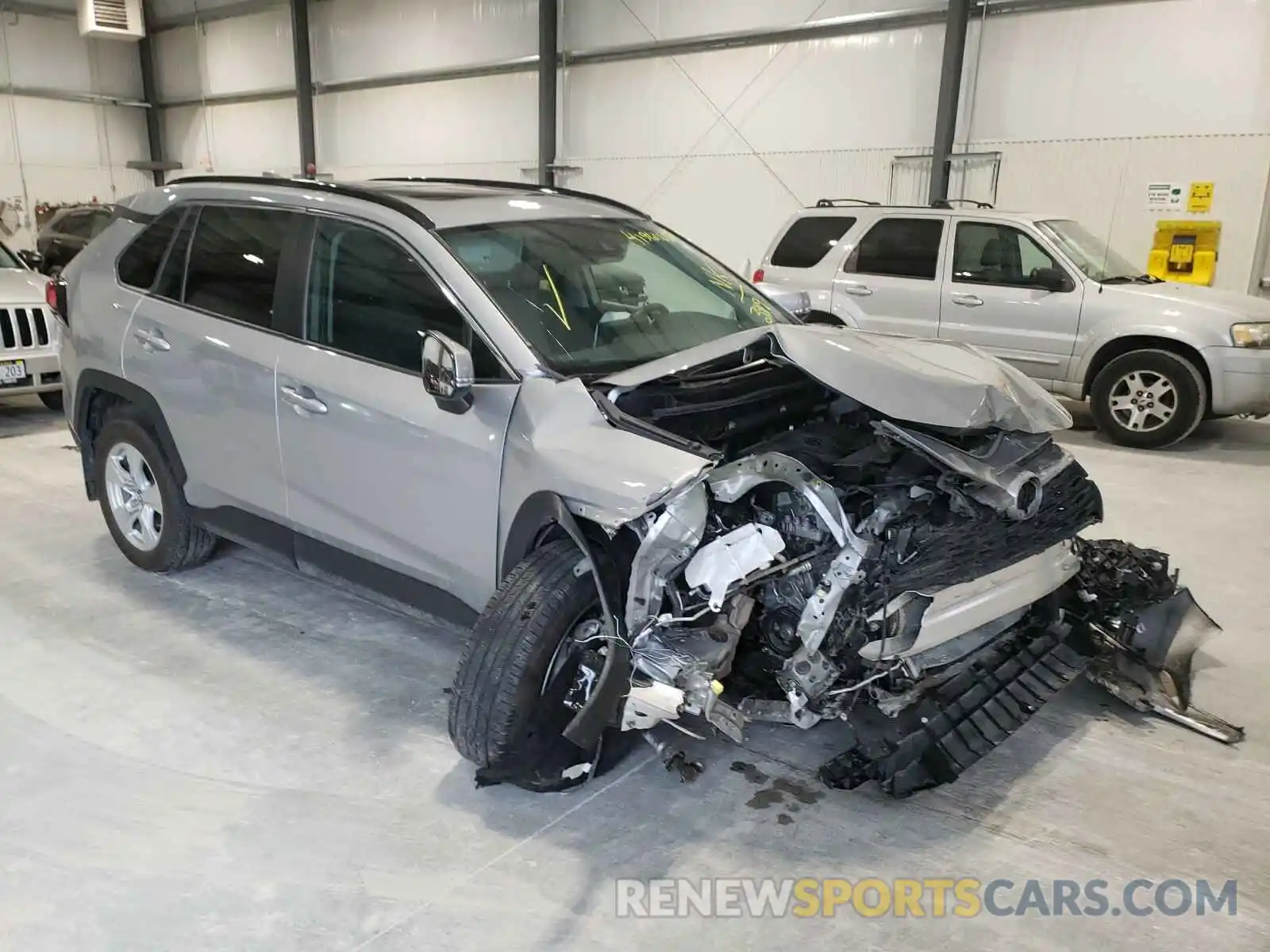 1 Photograph of a damaged car 2T3P1RFV3KW023919 TOYOTA RAV4 2019