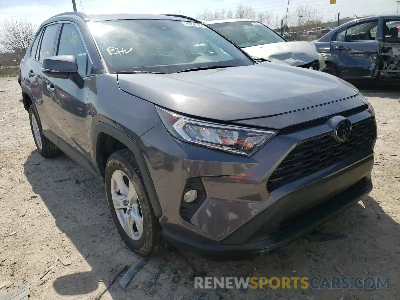 1 Фотография поврежденного автомобиля 2T3P1RFV3KW031857 TOYOTA RAV4 2019