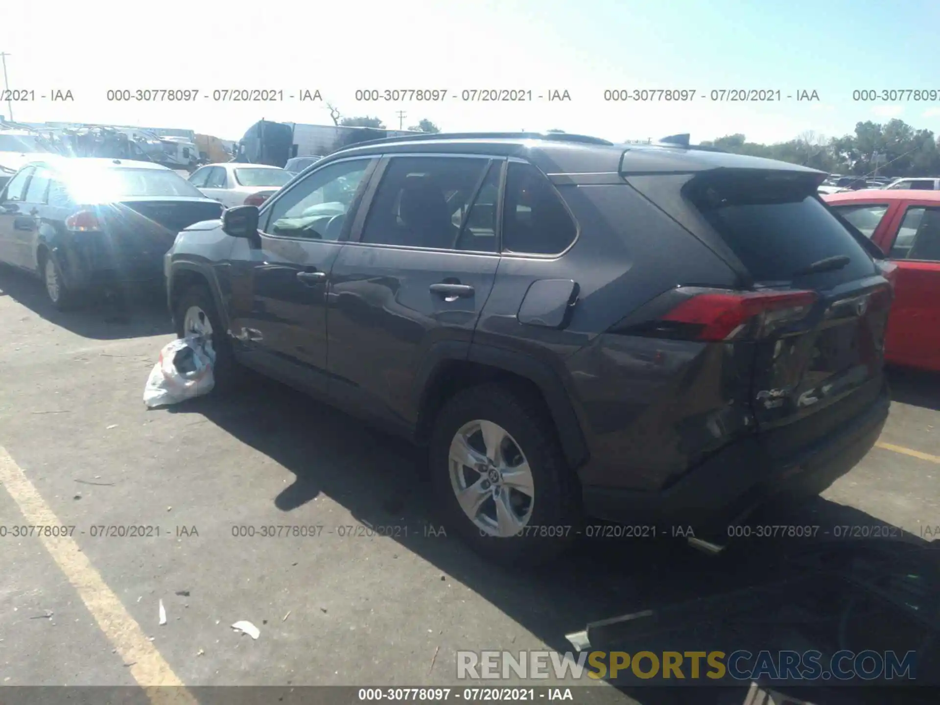 3 Фотография поврежденного автомобиля 2T3P1RFV3KW038274 TOYOTA RAV4 2019