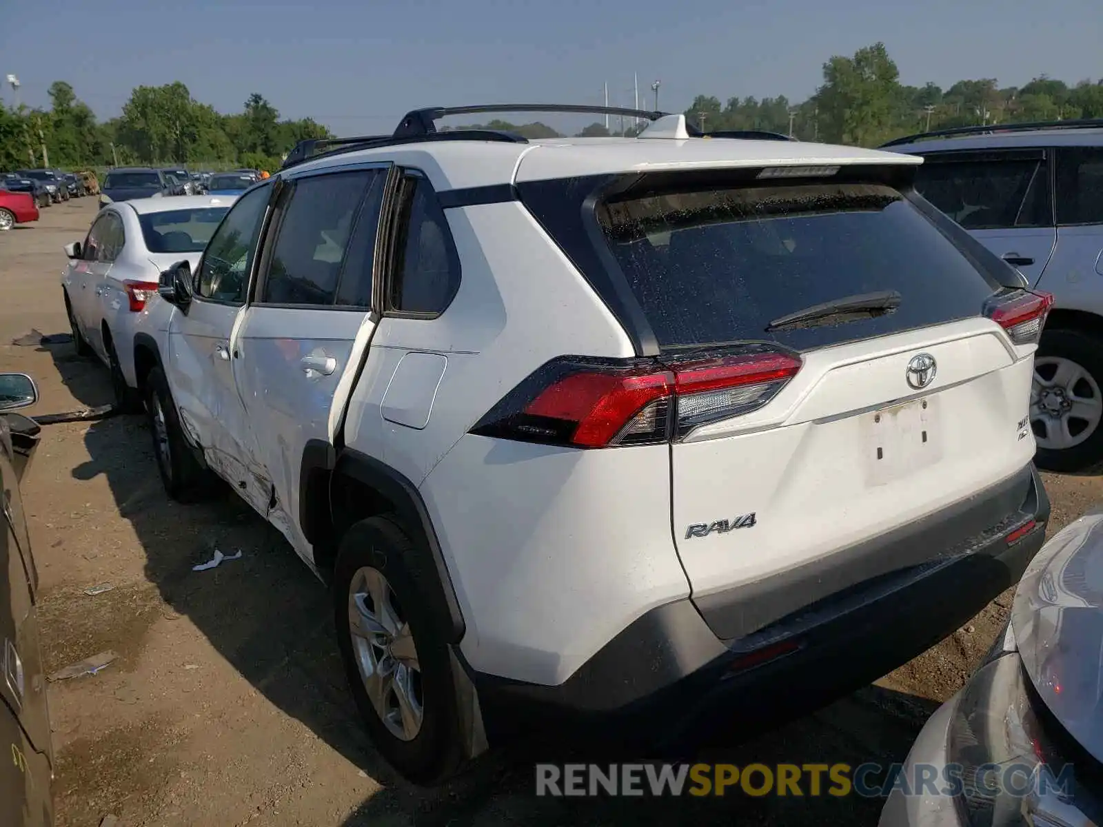 3 Photograph of a damaged car 2T3P1RFV3KW042194 TOYOTA RAV4 2019