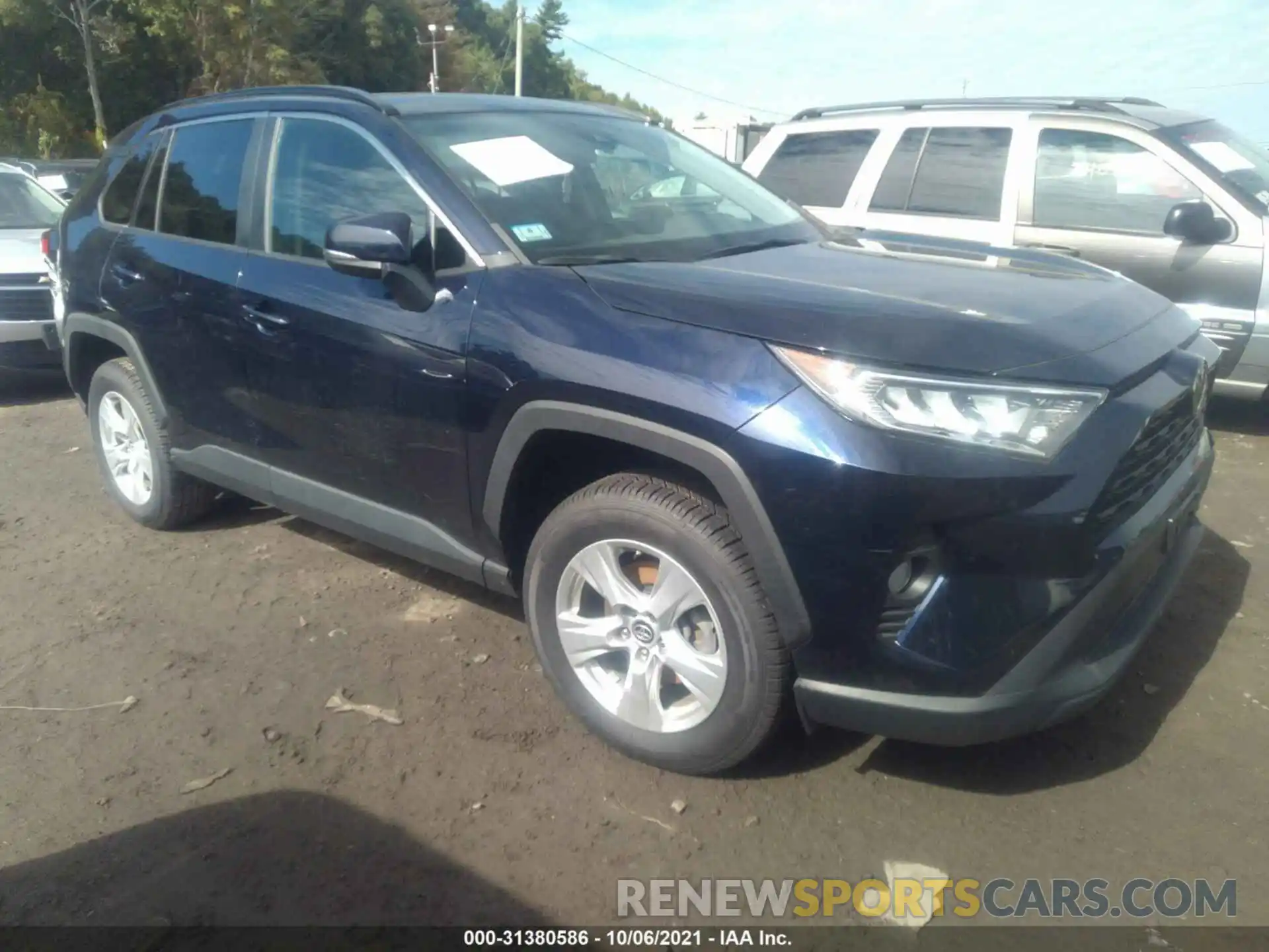 1 Фотография поврежденного автомобиля 2T3P1RFV3KW049470 TOYOTA RAV4 2019