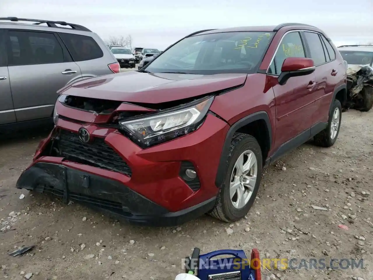 2 Фотография поврежденного автомобиля 2T3P1RFV3KW053745 TOYOTA RAV4 2019