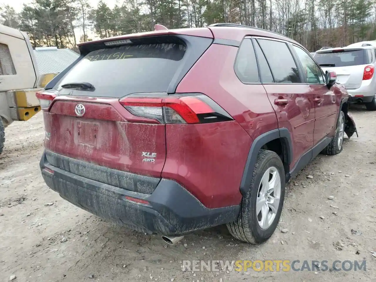 4 Photograph of a damaged car 2T3P1RFV3KW053745 TOYOTA RAV4 2019