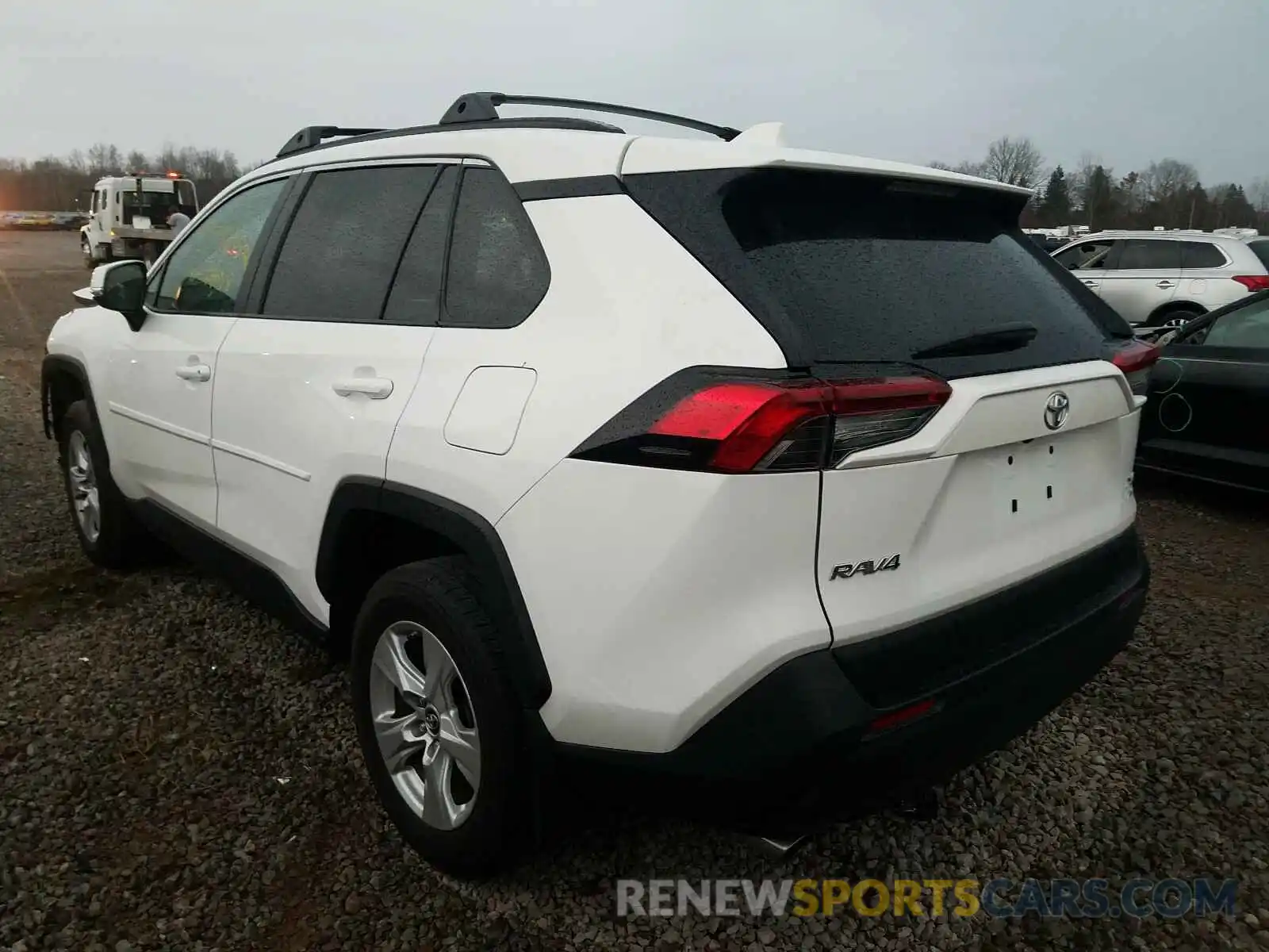 3 Фотография поврежденного автомобиля 2T3P1RFV3KW055544 TOYOTA RAV4 2019